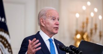 Copertina di Biden si gioca il mandato e già crolla nei sondaggi