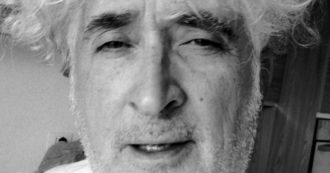 Copertina di Il comico Alvalenti annulla il suo spettacolo perché non vuole green pass. I commentatori lo liquidano così: “Non ci mancherà”, “Mio caro signor Nulla..”