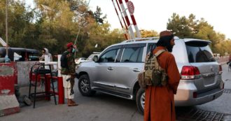 Copertina di Afghanistan, Talebani attaccano i membri dell’Onu: violenze e irruzioni nelle sedi. Oms: “Avevano chiesto agli operatori di restare”