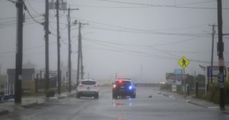 Copertina di Usa, allarme per l’arrivo dell’uragano Ida: “Aree saranno inabitabili per mesi”. Venti fino a 225 km/h, sarà più potente di Katrina