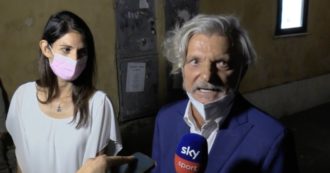 Copertina di Roma, Ferrero incontra la Raggi a cena: “Io in politica? Lo scopriremo sorridendo”. La sindaca: “Il suo supporto valore aggiunto”