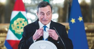 Copertina di “Fermo un giro”, “no: avanza”. Il gioco dell’oca tra i palazzi