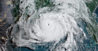Copertina di Usa, l’uragano Ida tocca terra in Louisiana. Venti fino a 240 km/h, si avvicina a categoria 5