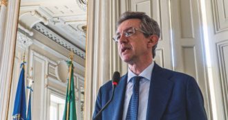 Copertina di “Dividersi è sbagliato: Napoli è il laboratorio per il futuro  giallorosa”