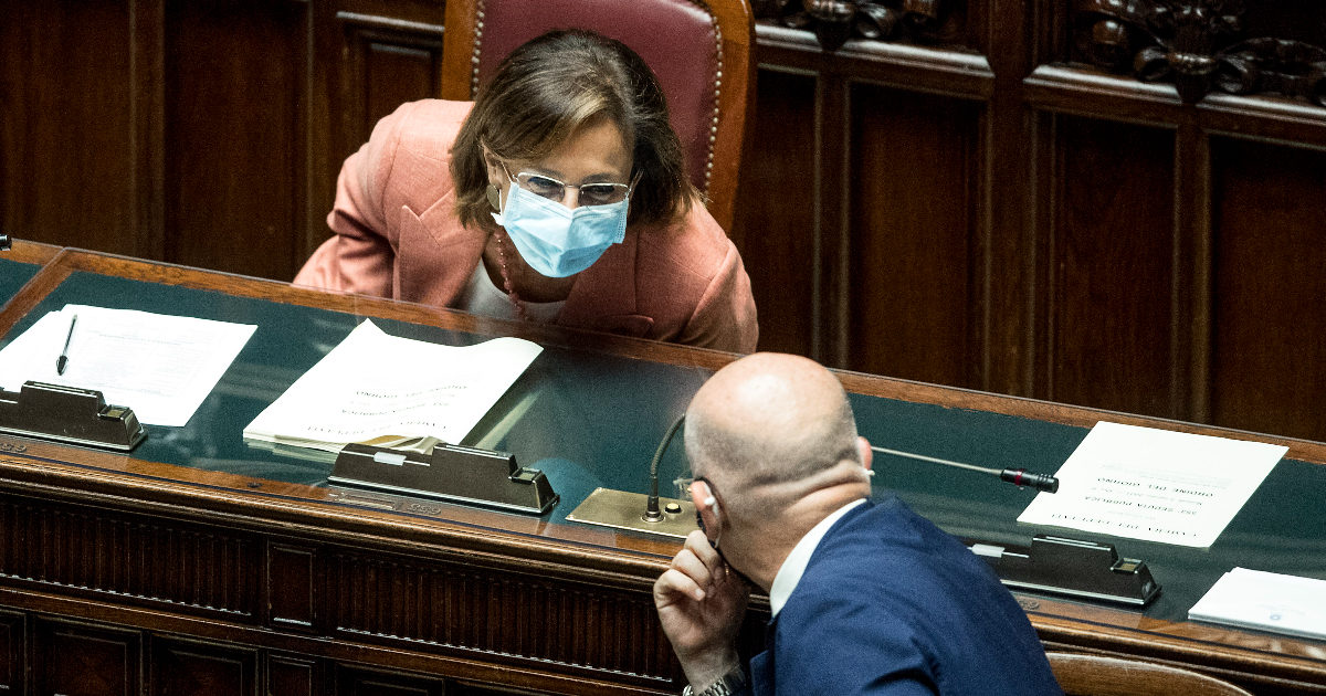 Riforma Cartabia, l’ultimo appello dei giuristi: “Non riduce in alcun modo i tempi del processo. E l’Italia rischia condanne dalla Cedu”