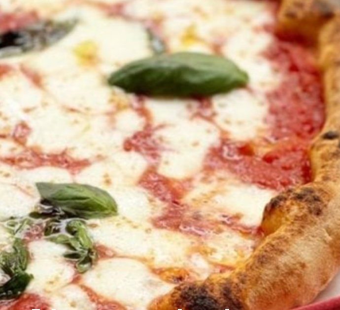 Pizza e cocaina: arrestato 38enne pizzaiolo che consegnava la dose ai clienti dentro il cartone da asporto