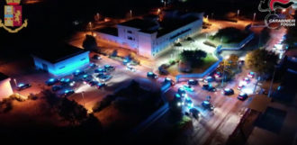 Copertina di Aggressioni e sangue: babygang foggiane in azione, col mito dei boss della Società