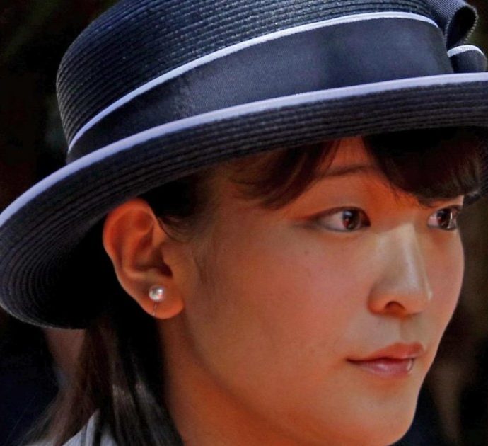 Principessa Mako, la nipote dell’imperatore del Giappone si sposa con Kei Komuro: per lui ha rinuncia alla sua famiglia e al titolo reale