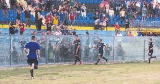 Copertina di Calcio, sotto gli Europei niente: 829 milioni persi, club in agonia