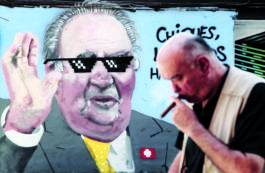 Copertina di Corona nella polvere: accuse di corruzione a Juan Carlos I e polemiche sulla principessa