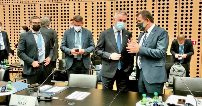 Gli Usa aprono ai talebani per battere l’Isis e il jihad