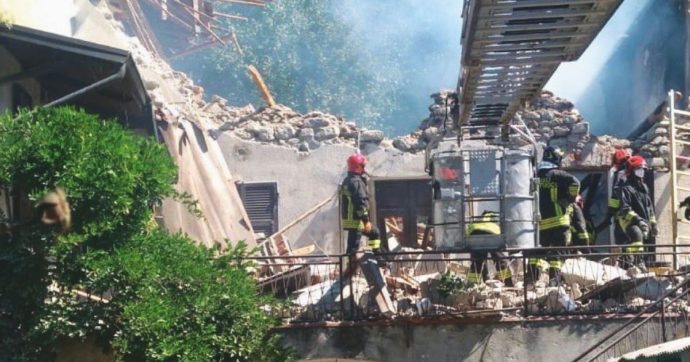 Pontremoli, crolla il soffitto di una casa. Un 88enne trovato morto sotto le macerie