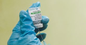 Copertina di “Non aspettiamoci i monoclonali a casa. Il sistema è indietro”