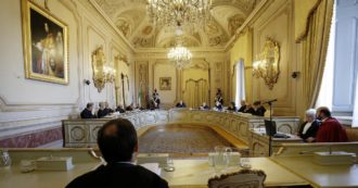 Copertina di “Tre quesiti su sei in odore di bocciatura”