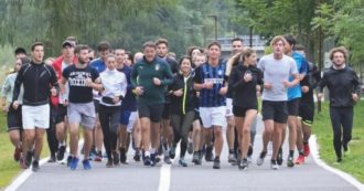 Copertina di “Zoom e clic”: la lezione di Renzi ai “ragazzi” di Iv