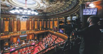 Copertina di Vaccini, l’obbligo non regge: in Aula si può sempre entrare