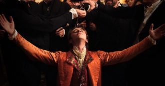 Copertina di Venezia78, Illusions Perdues: l’apologo storico sulla corruzione della stampa (e la nascita del capitalismo) ammalia il Lido