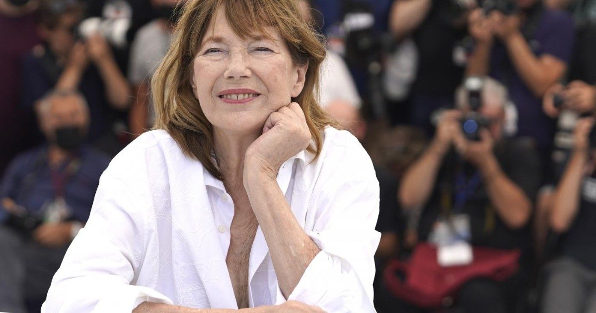 Jane Birkin colpita da un “leggero ictus cerebrale”. La famiglia: “Sta bene, è in convalescenza”