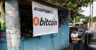 El Salvador now accepts Bitcoin: it is the first country in the world to adopt it as legal tender