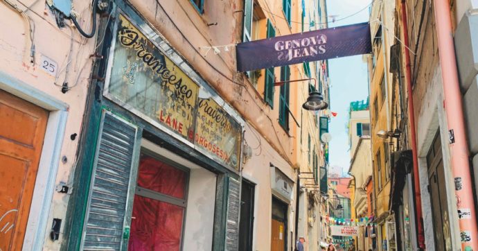 Copertina di “Genova Jeans”, costi alti e bilanci opachi: la Corte dei Conti manda la Gdf in Comune
