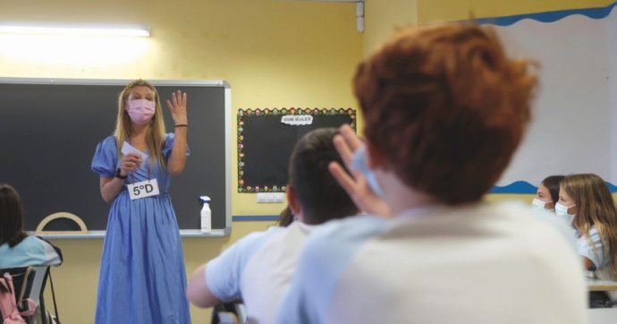 “Io, maestra vaccinata e malata. Senza attestato perdo il posto”