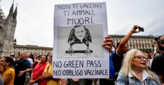 Copertina di “Sganciamo tritolo sul Parlamento”. Nei guai 8 fanatici