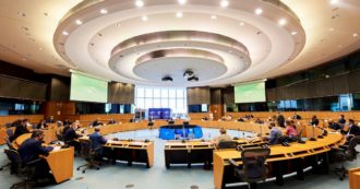 Copertina di Lo stallo dei negoziati Ue affossa il salario minimo