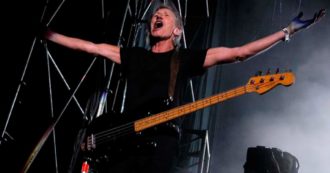 Copertina di Roger Waters all’attacco contro i Pink Floyd: “Un ambiente molto tossico, cercavano di mettermi fuorigioco. Dicevano che ero stonato”