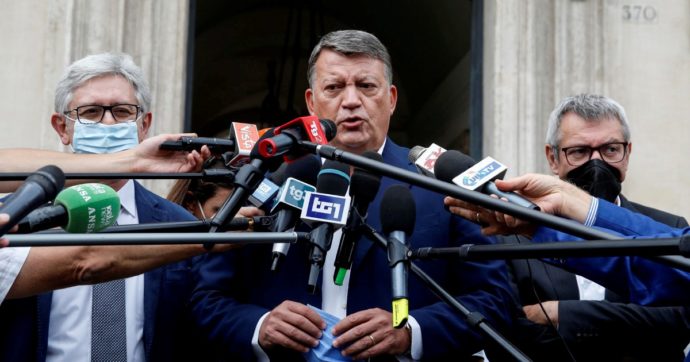 Green pass, il rilancio sui tamponi: i sindacati chiedono la gratuità “transitoria”