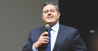 Copertina di Toti “si regala” il Suv: 60mila euro in 3 anni