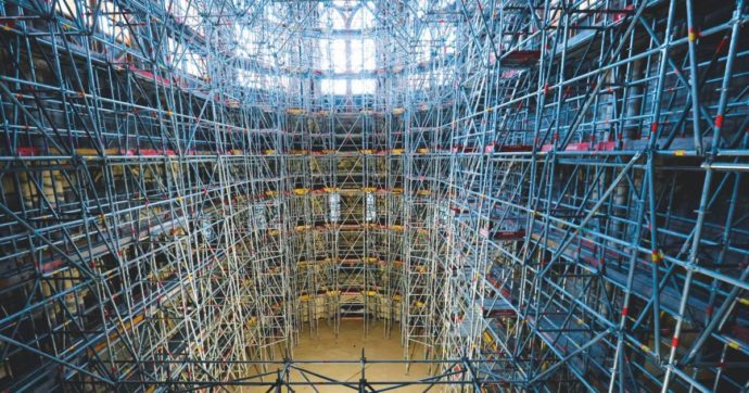 Parigi, Notre-Dame messa in sicurezza. Ora via al restauro