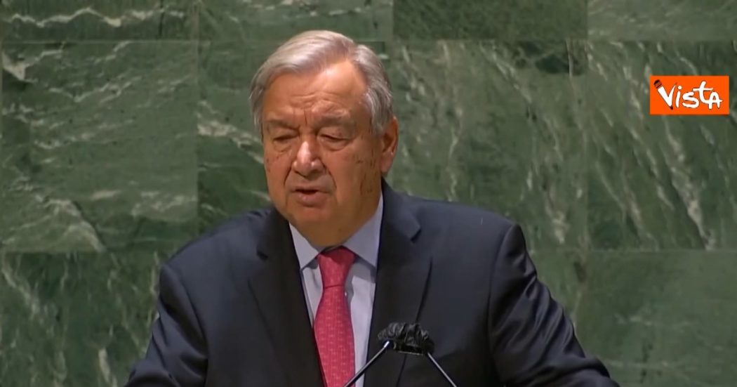 Onu, Guterres: “Abbiamo un surplus di vaccini in alcuni Paesi e scaffali vuoti in altri. Oltre il 90% degli africani sta aspettando la prima dose”