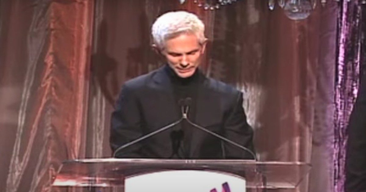 Morto Richard Buckley, addio al giornalista di moda, scrittore e marito di Tom Ford: “Si è spento con la famiglia al suo fianco”