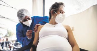 La tercera dosis de la vacuna Covid para embarazadas, recomendaciones del Instituto Superior de Salud