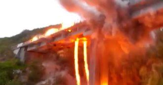 L'Aquila, demolito il viadotto Cerqueta sulla A24: le immagini dell'esplosione controllata