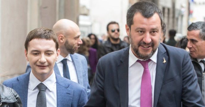 Luca Morisi, l’ammissione dei due ragazzi romeni dopo il controllo: “Nel flacone c’è Ghb”. Salvini ora va all’attacco: “Schifezza mediatica”