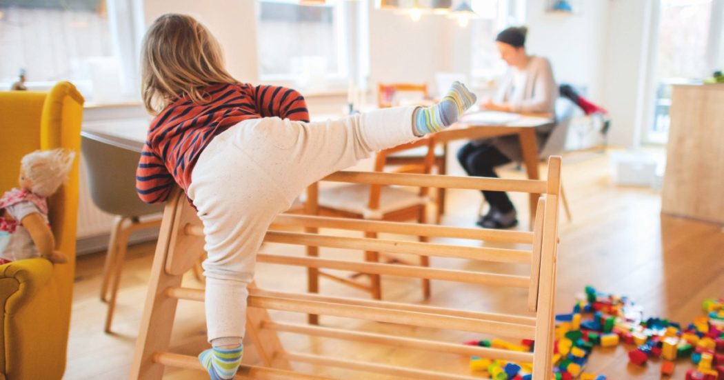 Smart working, proroga fino al 31 dicembre per lavoratori fragili e i genitori con figli con meno di 14 anni