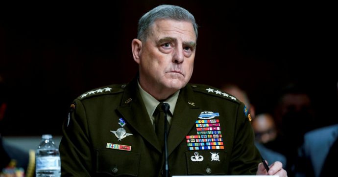 Il generale Usa: “Non son io a dover dire se Trump è matto”