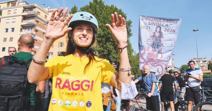 Il palco (e la squadra) coi “vip”: Raggi spera nel crollo di Michetti