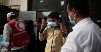 Copertina di Yemen travolto dalla terza ondata di Covid: qui il 99% della popolazione non ha ricevuto vaccini