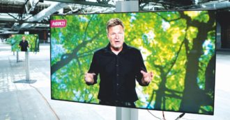 Copertina di Habeck, l’ambientalista pragmatico batte cassa