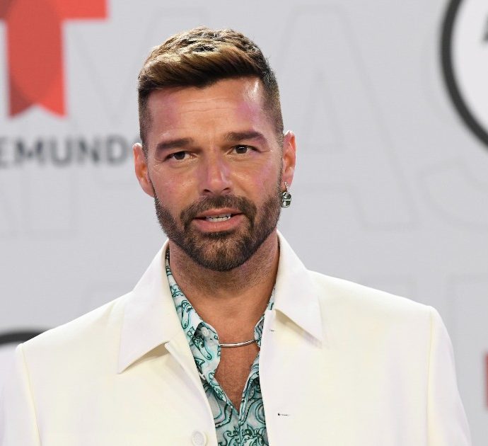 Ricky Martin, il video nudo dopo il divorzio fa impazzire i fan