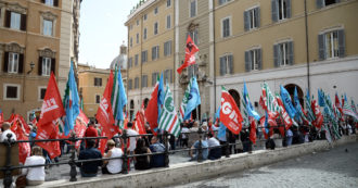 Copertina di Morti sul lavoro, i sindacati organizzano una manifestazione a Roma per il 13 novembre: “Il governo mantenga i suoi impegni”