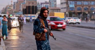 Copertina di Afghanistan, blitz dei Talebani in un covo Isis: uccisi alcuni miliziani. L’attacco alla moschea mina credibilità degli ‘Studenti’ sulla sicurezza