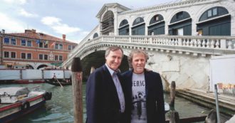 Copertina di Ponte di Rialto: tutti i doni di Brugnaro al “mecenate”