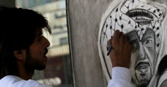 Copertina di Striscia di Gaza. Per Hamas la kefiah non è più di moda