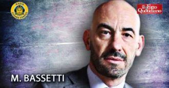 Copertina di Bassetti insultato dai no vax in centro a Genova. Lo sfogo: “Siamo il Paese dove ‘uno vale uno’ e dell’invidia sociale. Manderò i miei figli all’estero”