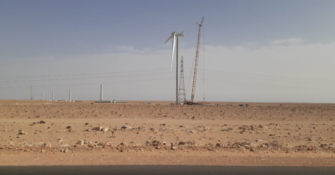 Sahara, il progetto eolico di Enel nel territorio occupato dal Marocco. L’ong ambientalista: “Si rischia di legittimare presenza militare”