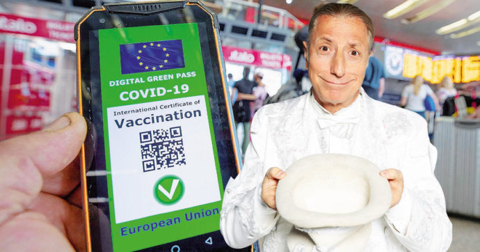 Green pass falsi: “Sospetti sul certificato di Pippo Franco”. Candidato con Michetti