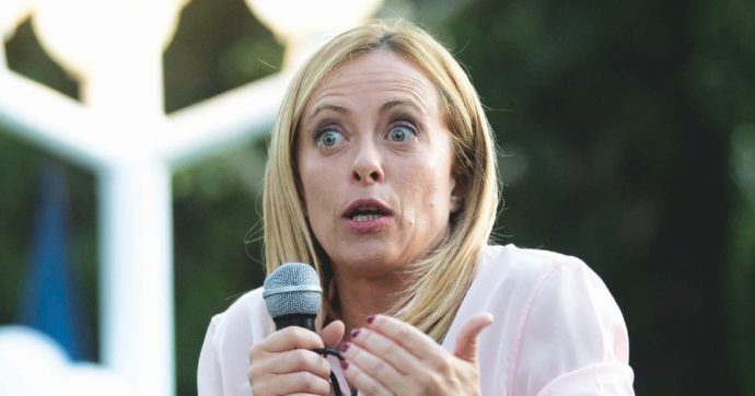 Giorgia sfonda e sfida il Pd: “Votiamo Draghi al Colle e poi elezioni”